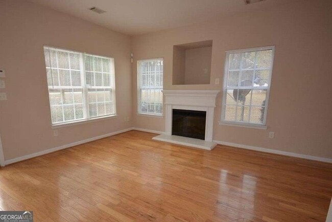 142 Brookview Dr in Riverdale, GA - Building Photo - Building Photo