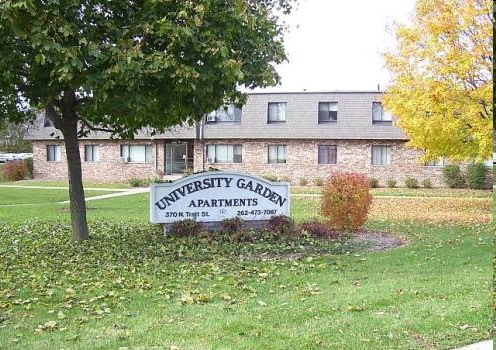 University Garden Apartments in Whitewater, WI - Building Photo - Building Photo