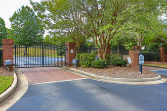 Bristol Park Apartments in Macon, GA - Building Photo - Building Photo