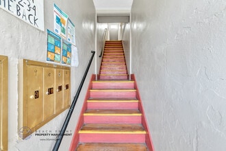 1141 Pine Ave. in Long Beach, CA - Building Photo - Building Photo