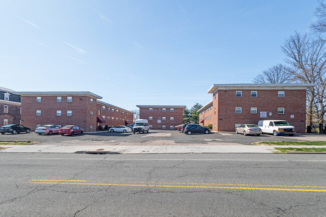 714-718 Rhawn St in Philadelphia, PA - Building Photo - Primary Photo