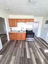 91-99 Ives Street, Unit 99 Ives #5 in Providence, RI - Building Photo