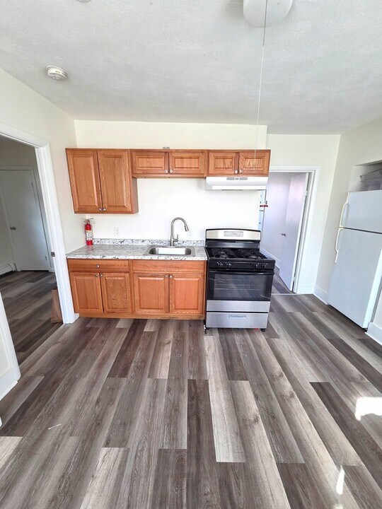 91-99 Ives Street, Unit 99 Ives #5 in Providence, RI - Foto de edificio