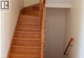 5156 Angel Stone Dr in Mississauga, ON - Building Photo - Building Photo