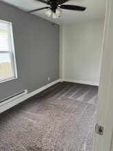 702 9th St SW in Cedar Rapids, IA - Building Photo - Building Photo