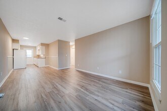 1188 Meadowview Dr, Unit 1190 in Gallatin, TN - Foto de edificio - Building Photo