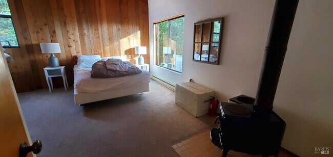 38100 Ocean Ridge Dr in Gualala, CA - Building Photo - Building Photo