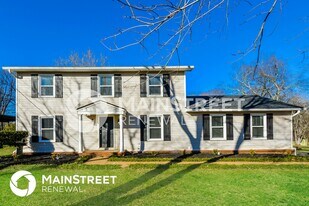 4044 Elizabeth Dr in Hermitage, TN - Building Photo