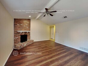 1229 N Creek Dr in Saginaw, TX - Building Photo - Building Photo