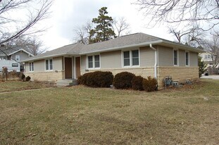 4630 Starr St in Lincoln, NE - Building Photo