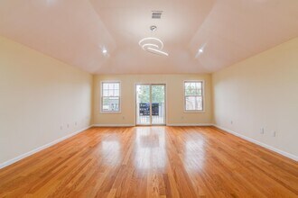 190 Terrace Ave in Jersey City, NJ - Building Photo - Building Photo