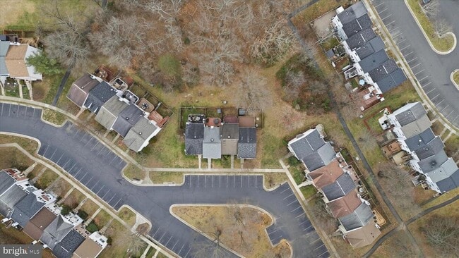 5927 Wild Brook Ct in Centreville, VA - Building Photo - Building Photo