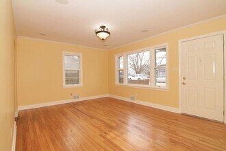 1621 N Livingston Ave in Indianapolis, IN - Building Photo - Building Photo