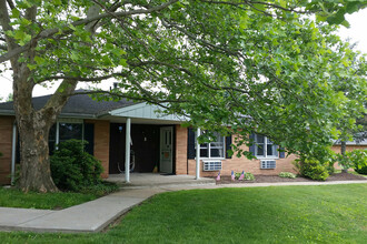 Jackson Ridge Independent Living in Canal Fulton, OH - Building Photo - Building Photo