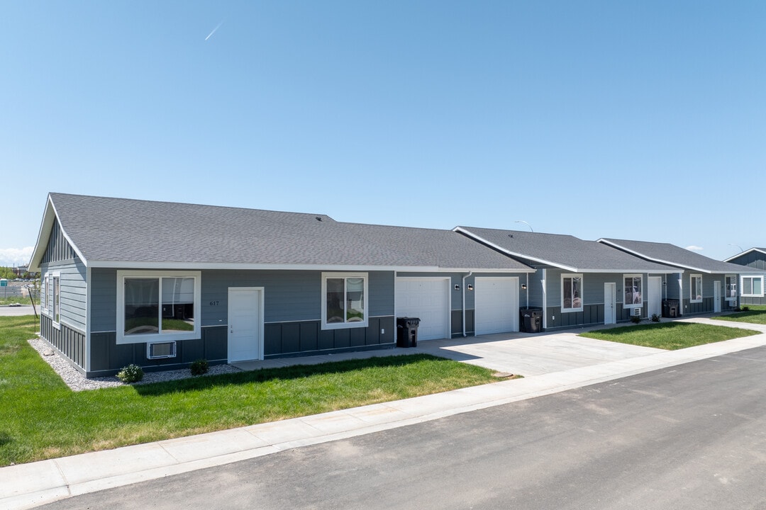 Canyon Land in Idaho Falls, ID - Building Photo