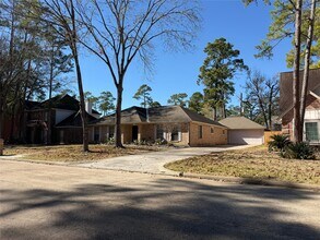 7818 King Arthur Ct in Spring, TX - Building Photo - Building Photo