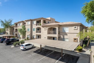 Four Peaks in Fountain Hills, AZ - Foto de edificio - Building Photo