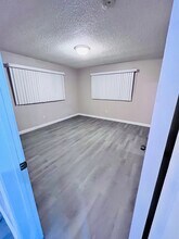 385 Vernon Dr, Unit #A in Upland, CA - Building Photo - Building Photo