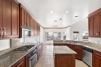 15325 Cartagena Ct in Corpus Christi, TX - Building Photo - Building Photo