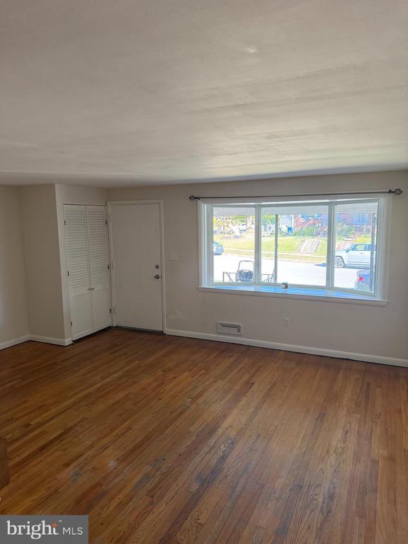 property at 1117 Linden Ave
