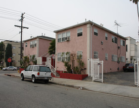 1901 N Van Ness Ave in Los Angeles, CA - Foto de edificio - Building Photo