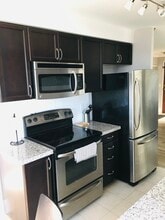 4900 Glen Erin Dr in Mississauga, ON - Building Photo - Building Photo