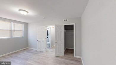 910 Gateway Blvd in Westville, NJ - Building Photo - Building Photo