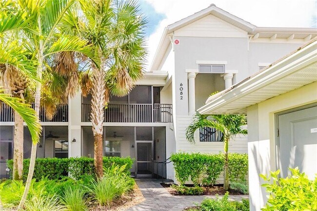 6082 National Blvd in Ave Maria, FL - Foto de edificio - Building Photo
