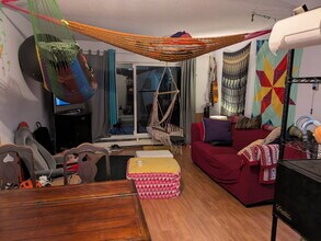 570 8th Av E in Vancouver, BC - Building Photo - Building Photo