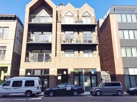 2240 W North Ave in Chicago, IL - Building Photo