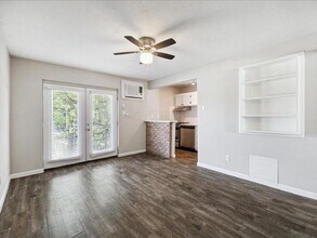 2322 Dunlavy St in Houston, TX - Building Photo - Building Photo