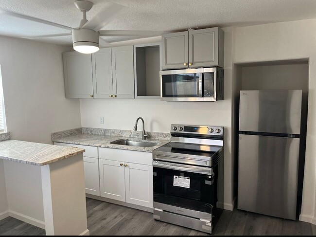 1048 McFie Ave in Las Cruces, NM - Building Photo - Building Photo