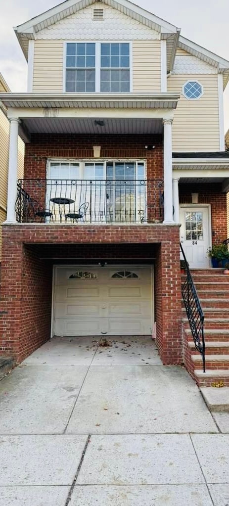 property at 84 W 14th St