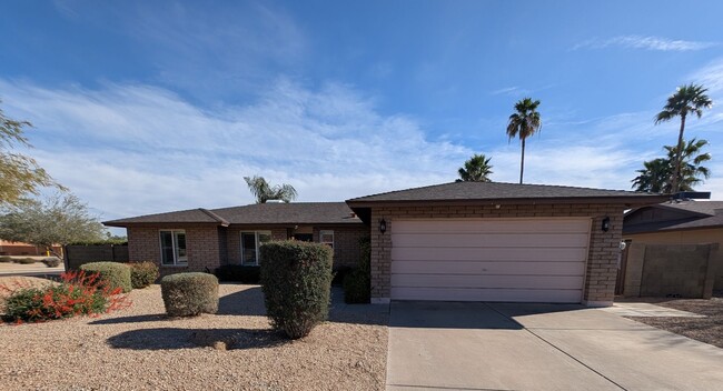 5935 E Everett Dr in Scottsdale, AZ - Building Photo - Building Photo