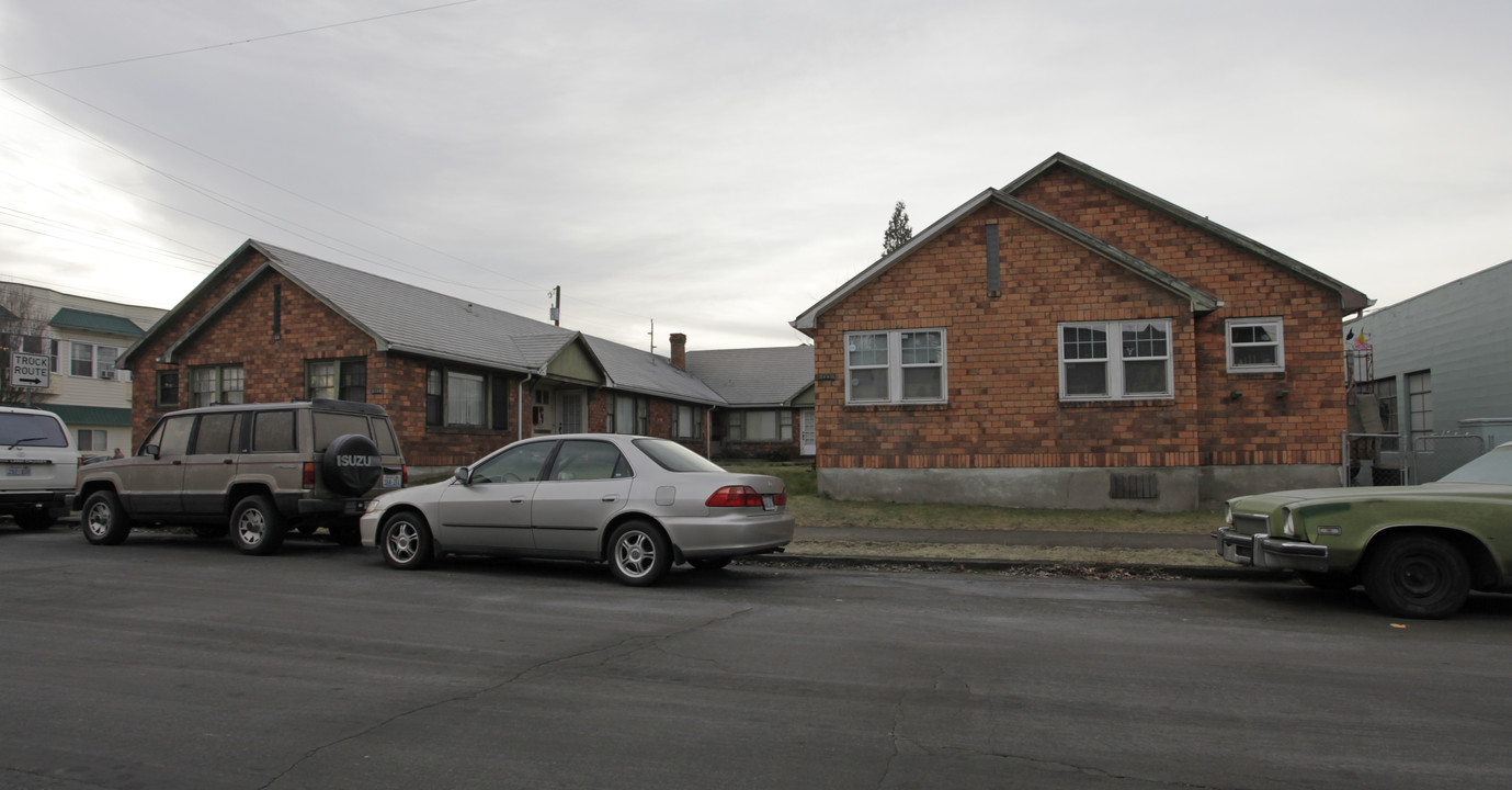 1001 W 13th St in Vancouver, WA - Building Photo