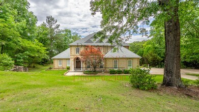 7351 Winding Ridge Rd in Columbus, GA - Building Photo - Building Photo