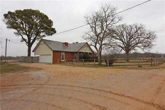 2210 Kinyon Rd in Centerton, AR - Building Photo - Building Photo