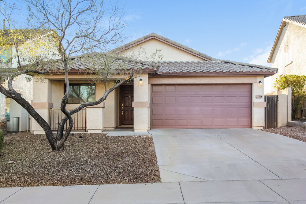 27618 N 63rd Dr in Phoenix, AZ - Foto de edificio
