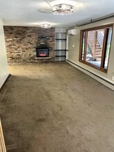 9901 Runnymeade Ln in Minnetonka, MN - Building Photo - Building Photo