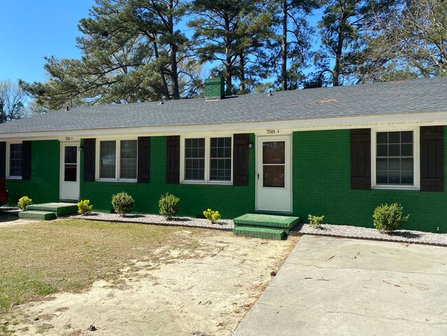 708 Denby St SW in Wilson, NC - Building Photo - Building Photo