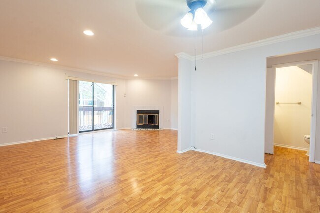 9036 Early April Way in Columbia, MD - Building Photo - Building Photo