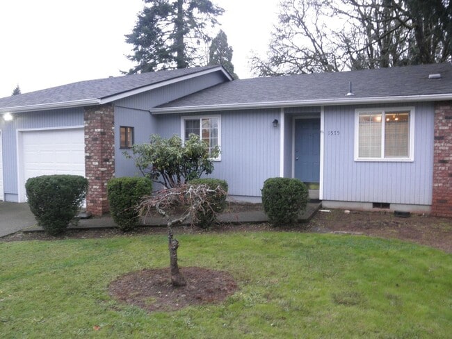 1575 Distinctive Ct S in Salem, OR - Building Photo - Building Photo
