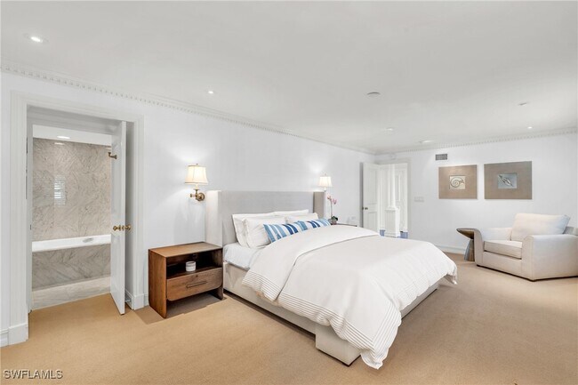 property at 271 Broad Ave S