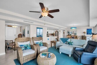 223 Island Way in Clearwater, FL - Foto de edificio - Building Photo