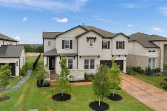 504 Tomichi Trl in Austin, TX - Building Photo - Building Photo