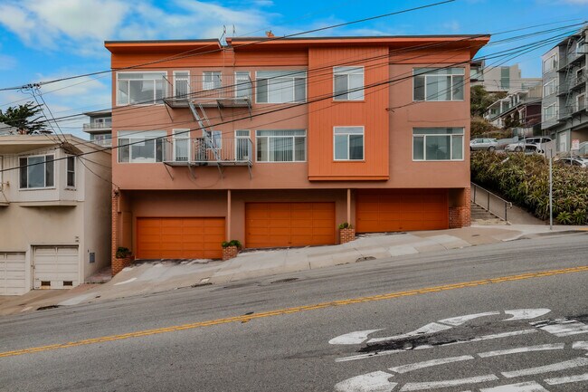 695 48th Ave in San Francisco, CA - Building Photo - Primary Photo