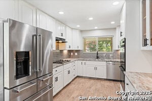 property at 14115 Moss Farm St