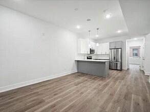 2107 N Fairhill St in Philadelphia, PA - Building Photo - Building Photo