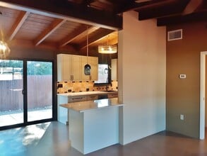 422 N Olsen Ave in Tucson, AZ - Foto de edificio - Building Photo