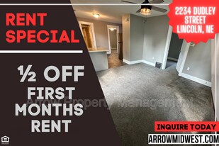 2234 Dudley St in Lincoln, NE - Building Photo